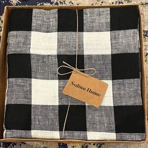 Black and White Checkered Table Linen